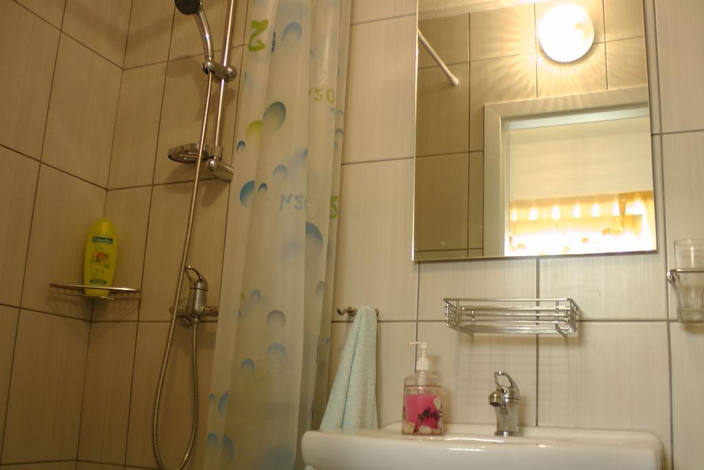 Apartment And Rooms Aracic Korenica Room photo